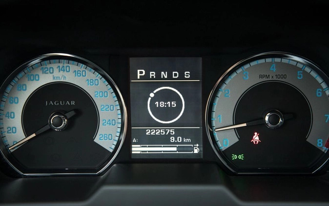 Jaguar XF cena 47900 przebieg: 222000, rok produkcji 2008 z Suchedniów małe 191